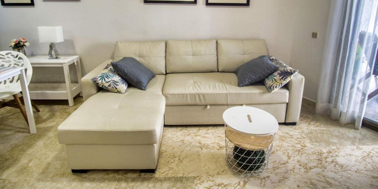 Great One-bedroom For Apartment